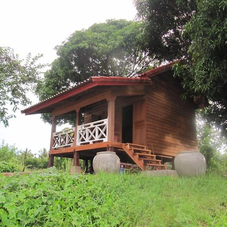 Don Som Riverside Guesthouse Екстер'єр фото