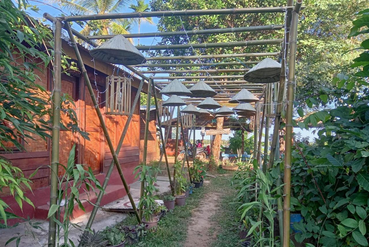 Don Som Riverside Guesthouse Екстер'єр фото
