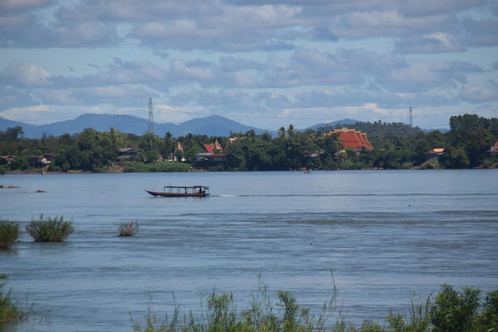 Don Som Riverside Guesthouse Екстер'єр фото