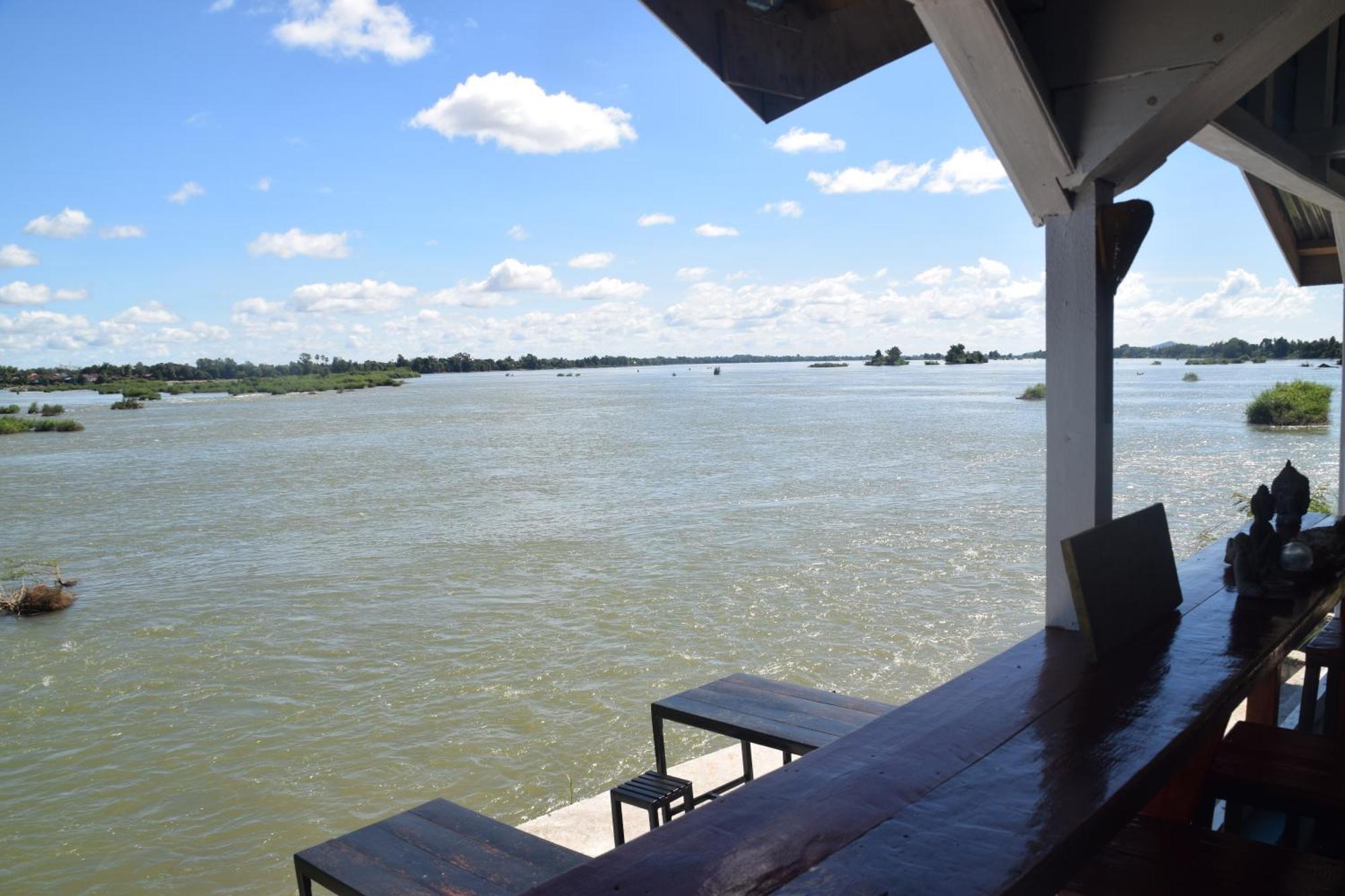 Don Som Riverside Guesthouse Екстер'єр фото