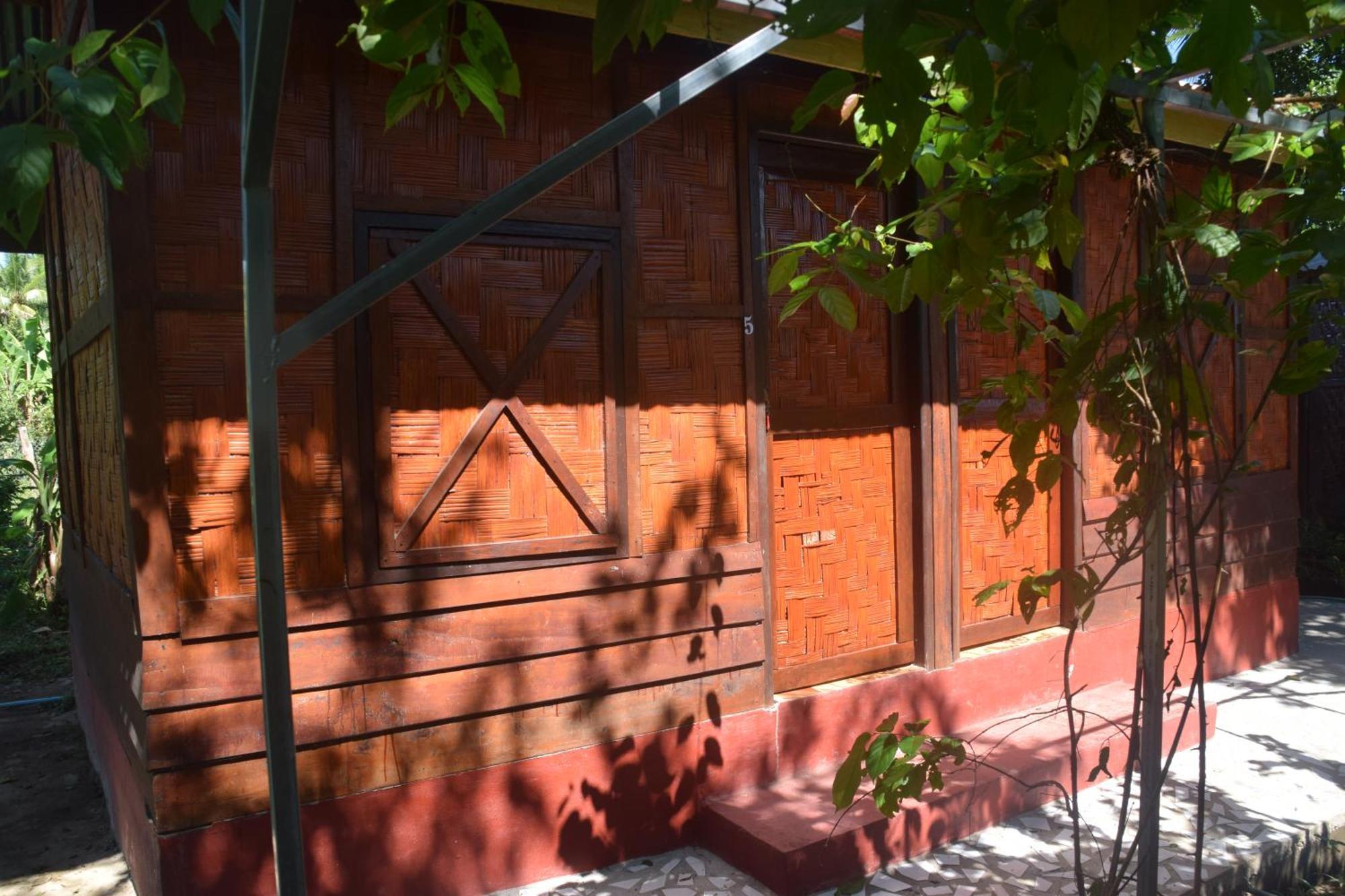Don Som Riverside Guesthouse Екстер'єр фото