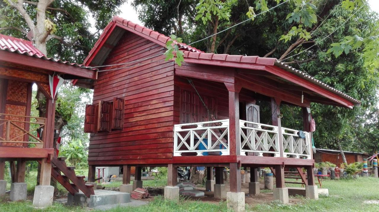 Don Som Riverside Guesthouse Екстер'єр фото